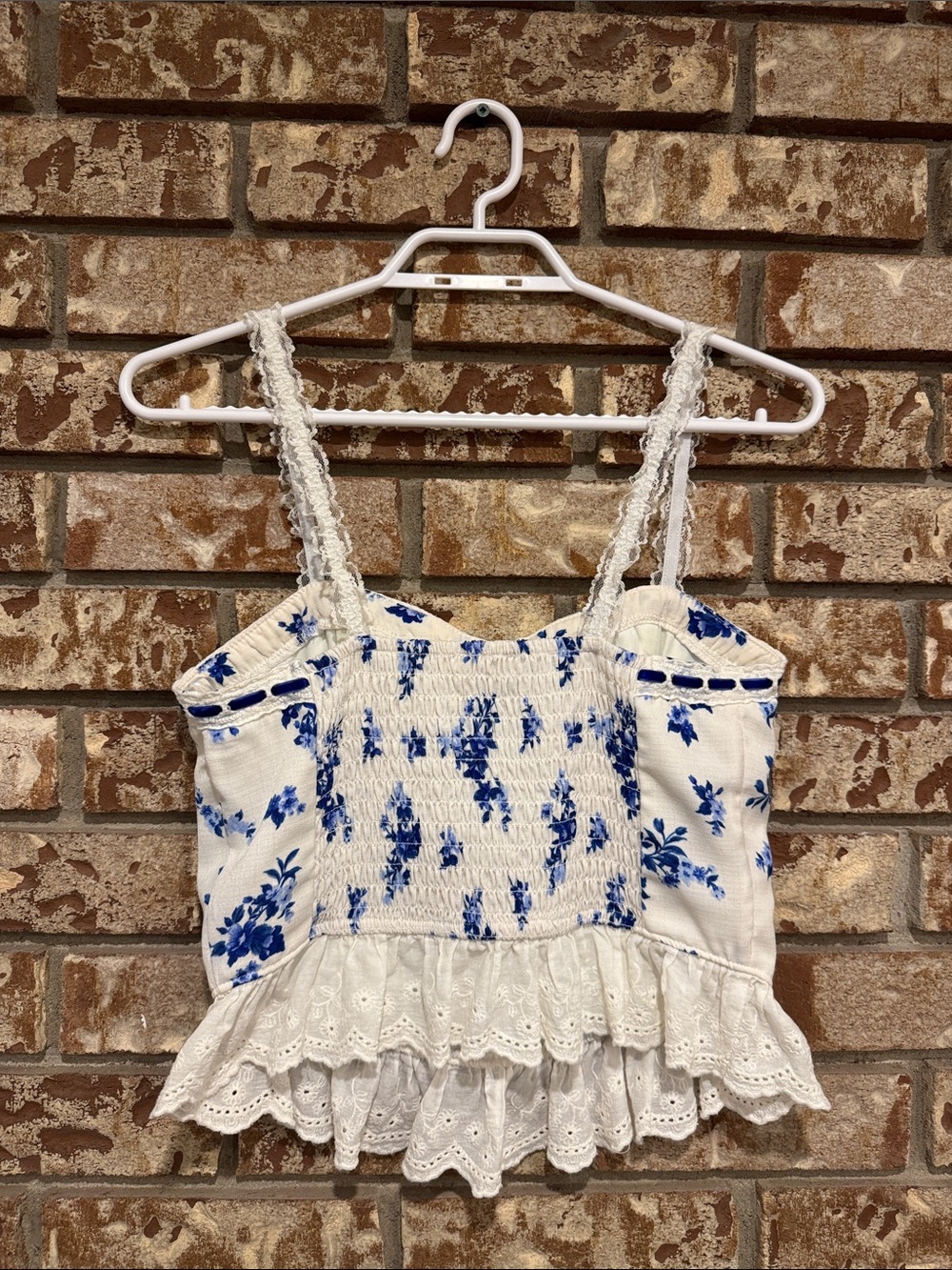 Thirty‎ Thirty LA White & Blue Floral Lace-Trim Cami Top - Picture 3 of 5